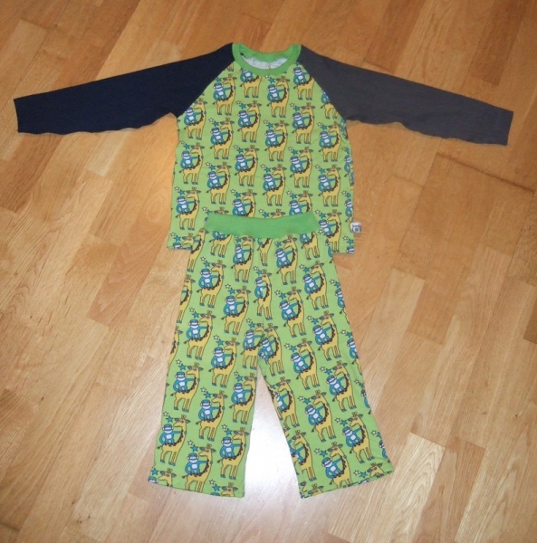 Pyjama Kombi -- UWYH
