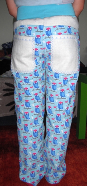 Uhu Hose hinten